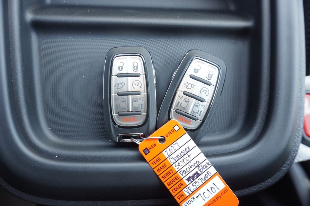 2027 Chrysler Pacifica PACIFICA SELECT
