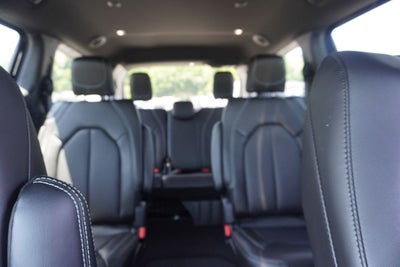 2027 Chrysler Pacifica PACIFICA SELECT