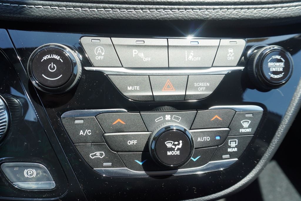 2027 Chrysler Pacifica PACIFICA SELECT