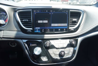 2027 Chrysler Pacifica PACIFICA SELECT