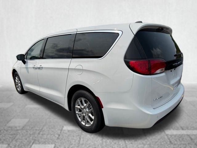 2026 Chrysler Voyager VOYAGER LX