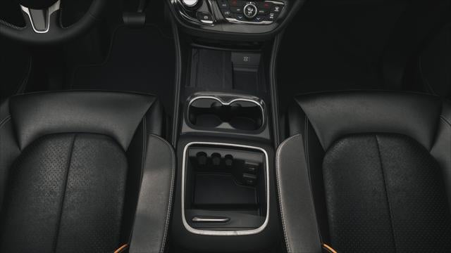 2027 Chrysler Pacifica PACIFICA LIMITED