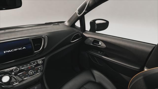 2027 Chrysler Pacifica PACIFICA LIMITED