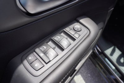 2027 Chrysler Pacifica PACIFICA SELECT AWD