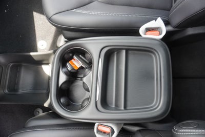 2027 Chrysler Pacifica PACIFICA SELECT AWD