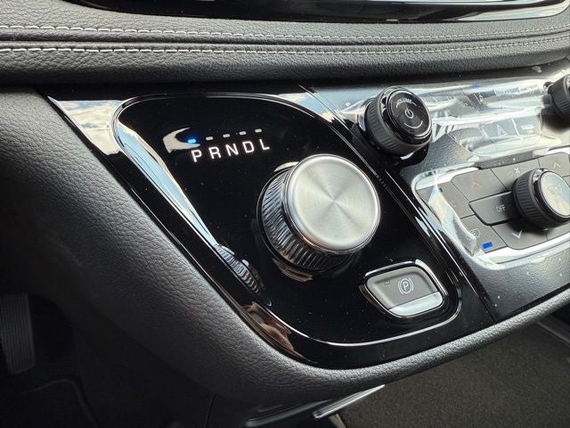 2025 Chrysler Pacifica PACIFICA SELECT AWD