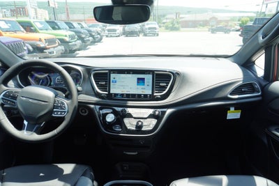 2027 Chrysler Pacifica PACIFICA SELECT AWD