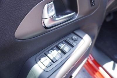 2027 Chrysler Pacifica PACIFICA SELECT AWD