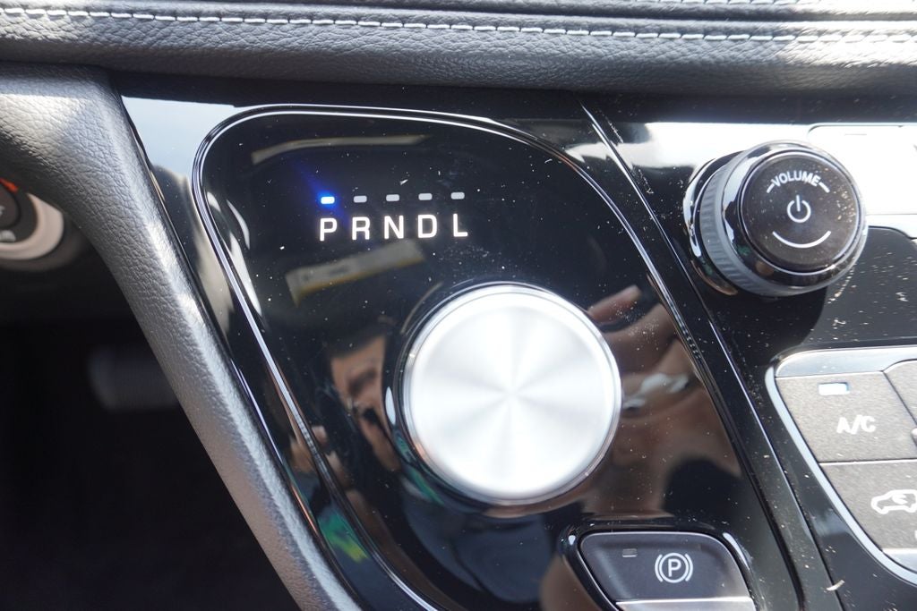 2027 Chrysler Pacifica PACIFICA SELECT AWD