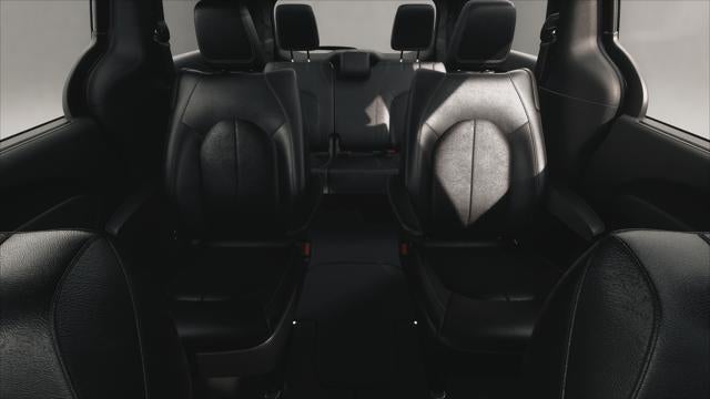 2027 Chrysler Pacifica PACIFICA SELECT AWD