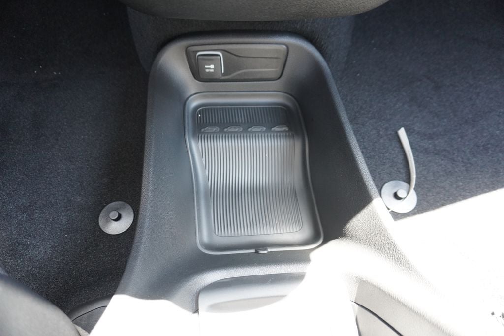 2027 Chrysler Pacifica PACIFICA SELECT AWD