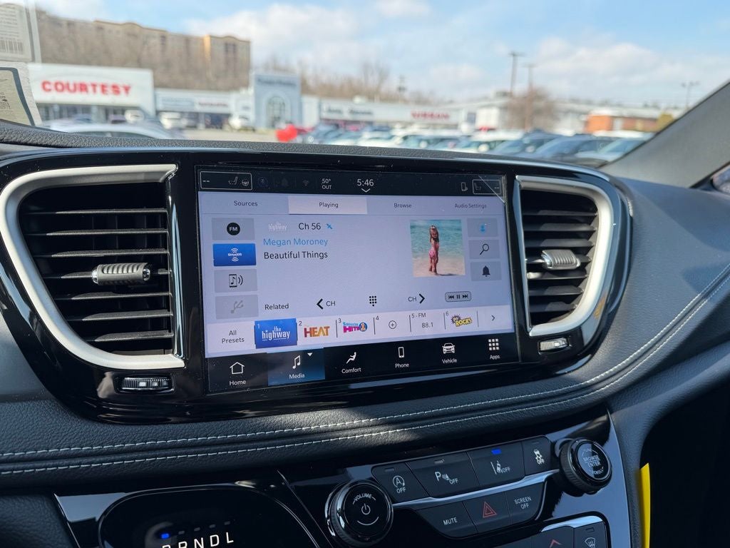 2026 Chrysler Pacifica PACIFICA SELECT AWD