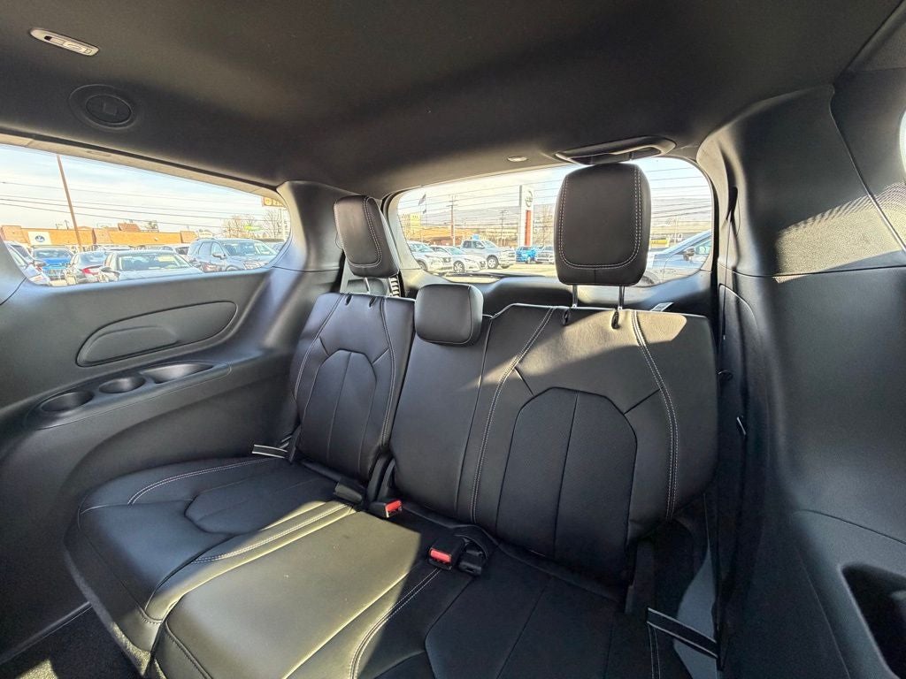 2026 Chrysler Pacifica PACIFICA SELECT AWD