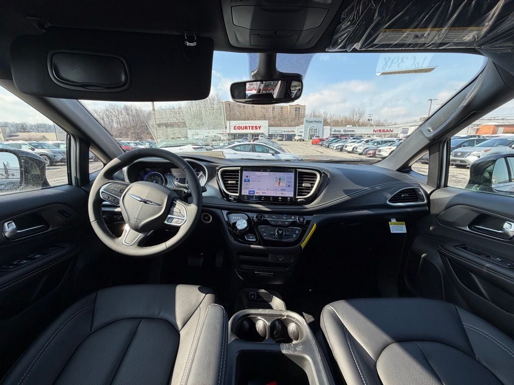 2026 Chrysler Pacifica PACIFICA SELECT AWD