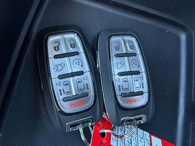 2026 Chrysler Pacifica PACIFICA SELECT AWD