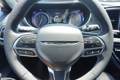 2027 Chrysler Pacifica PACIFICA SELECT AWD
