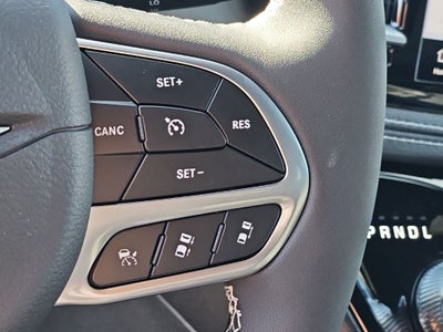 2027 Chrysler Pacifica PACIFICA SELECT AWD