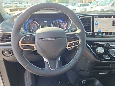 2027 Chrysler Pacifica PACIFICA SELECT AWD