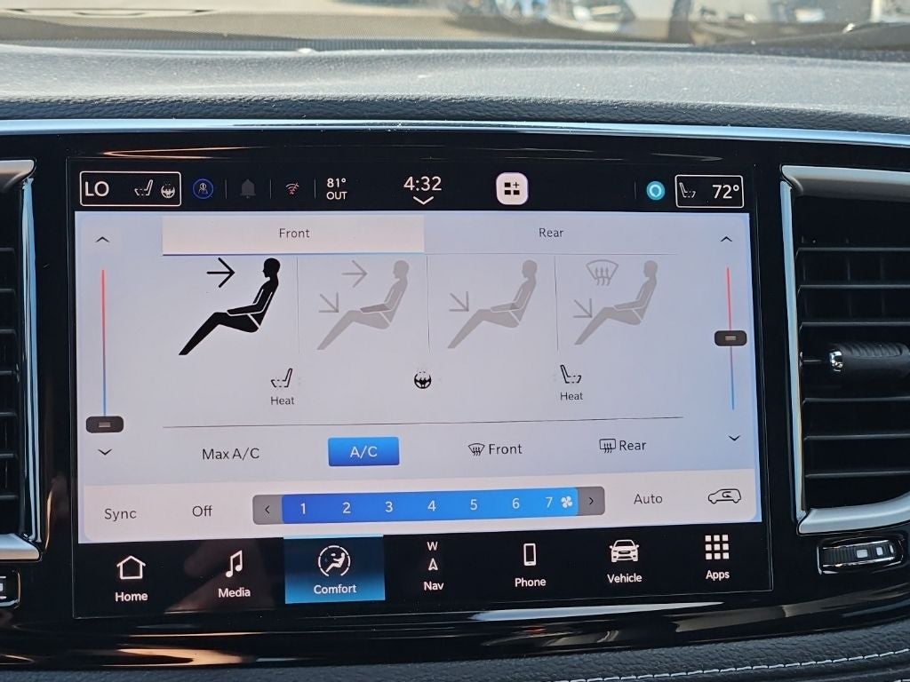 2027 Chrysler Pacifica PACIFICA SELECT AWD