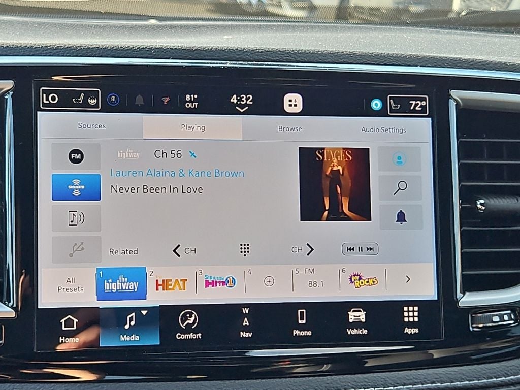 2027 Chrysler Pacifica PACIFICA SELECT AWD