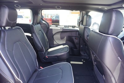 2027 Chrysler Pacifica PACIFICA LIMITED AWD
