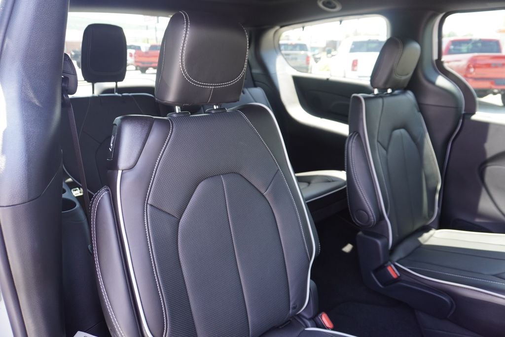 2027 Chrysler Pacifica PACIFICA LIMITED AWD