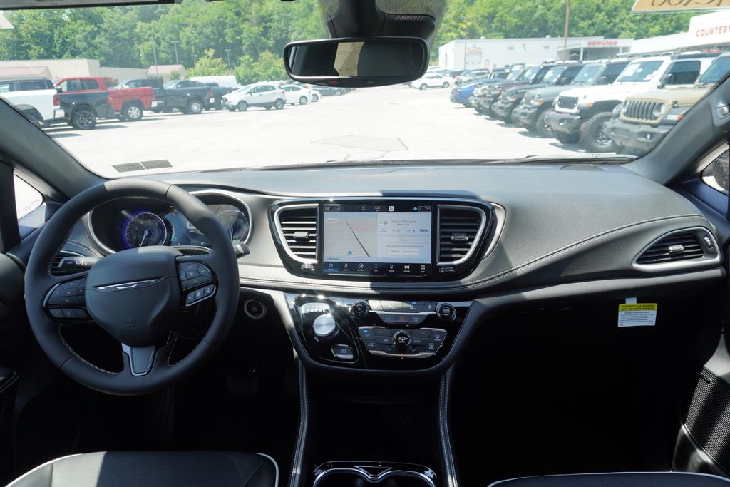 2027 Chrysler Pacifica PACIFICA LIMITED AWD