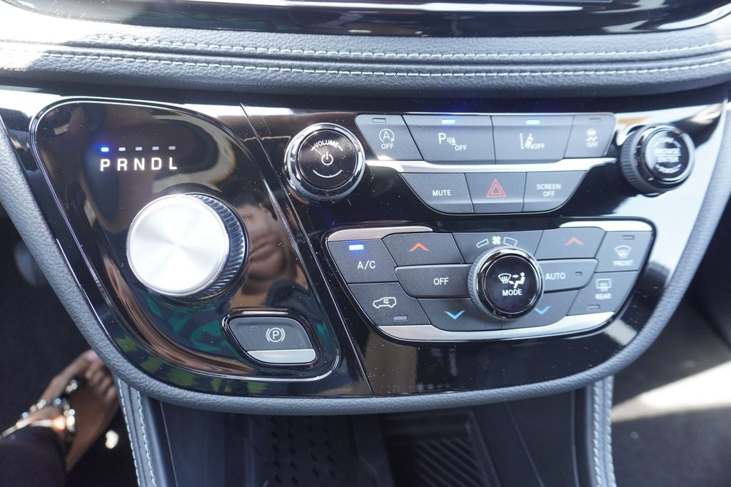 2027 Chrysler Pacifica PACIFICA LIMITED AWD