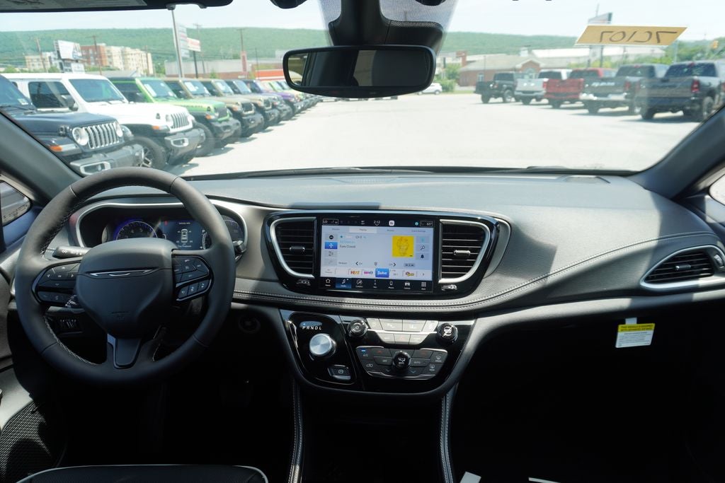 2027 Chrysler Pacifica PACIFICA LIMITED AWD