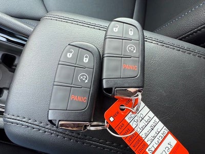 2025 Jeep Compass COMPASS LIMITED 4X4