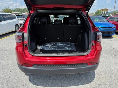 2025 Jeep Compass COMPASS LIMITED 4X4