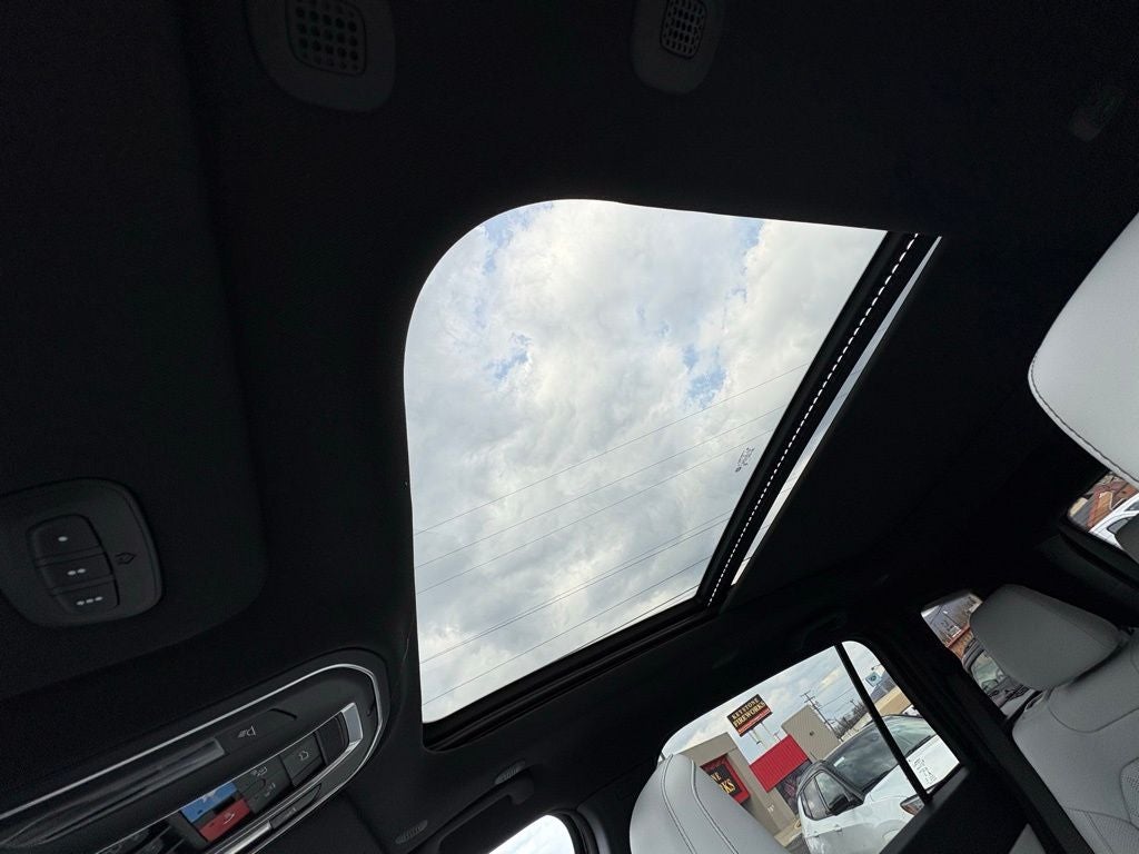 2026 Jeep Cherokee CHEROKEE OVERLAND 4X4