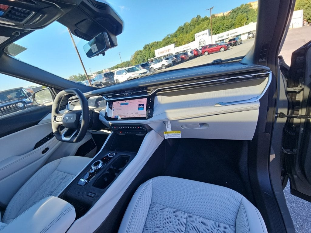 2026 Jeep Cherokee CHEROKEE OVERLAND 4X4