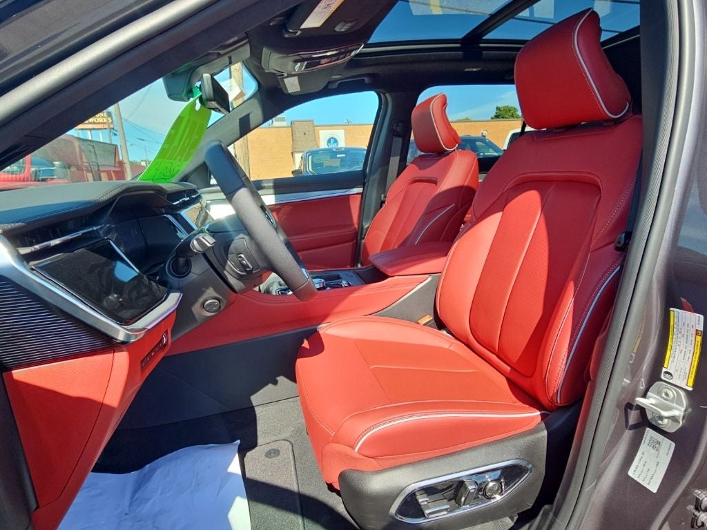 2025 Jeep Wagoneer S Launch Edition - Photo 25