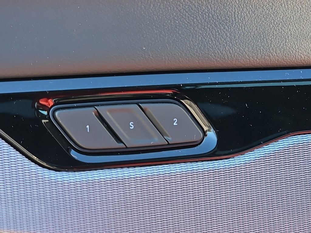2025 Jeep Wagoneer S Launch Edition - Photo 27