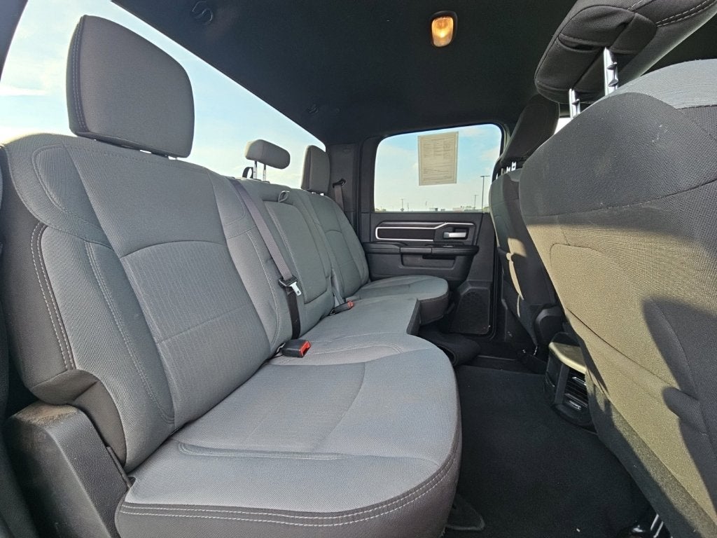 2024 RAM 3500 Big Horn Crew Cab 4x4 8' Box