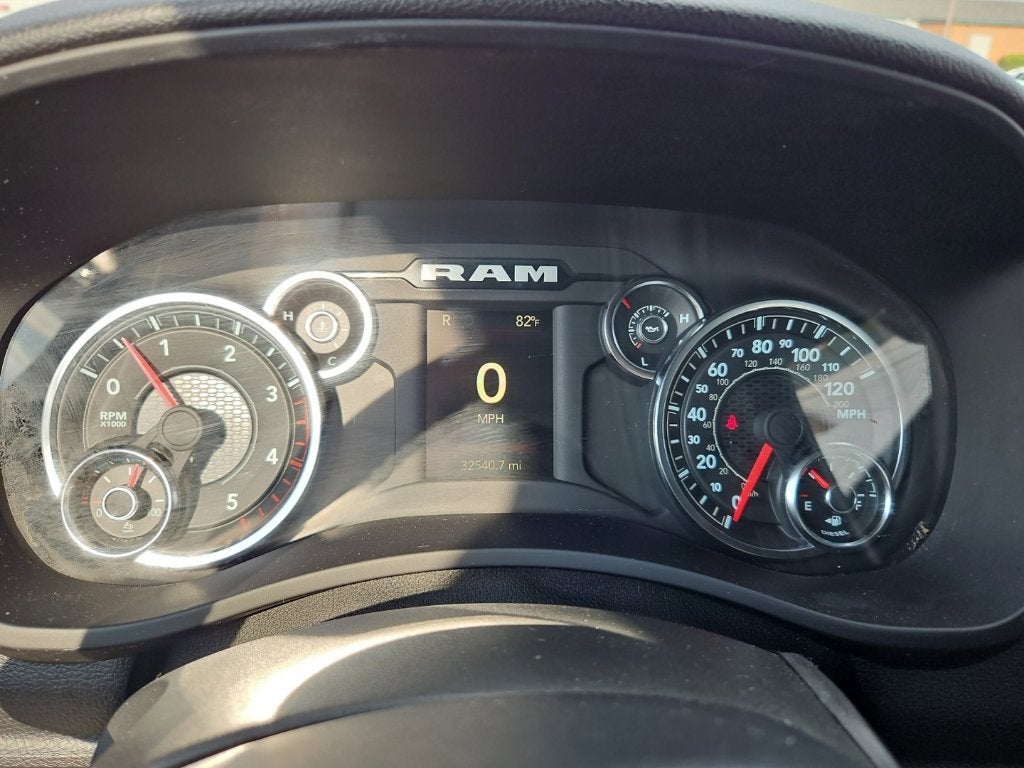 2024 RAM 3500 Big Horn Crew Cab 4x4 8' Box