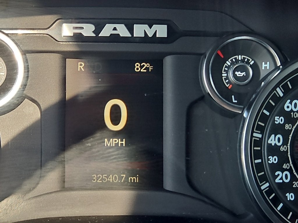 2024 RAM 3500 Big Horn Crew Cab 4x4 8' Box