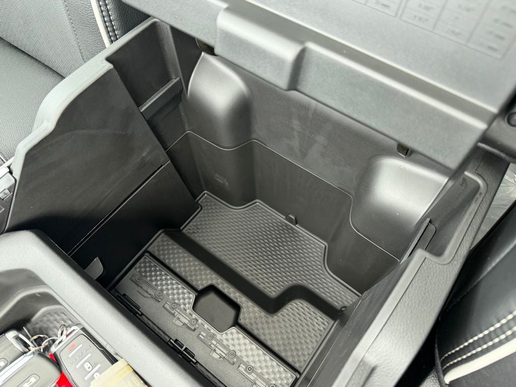 2026 RAM Ram 3500 RAM 3500 LARAMIE MEGA CAB 4X4 6'4' BOX