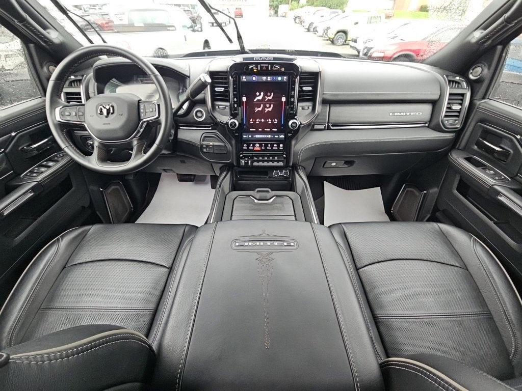 2024 RAM 3500 Limited Mega Cab 4x4 6'4' Box