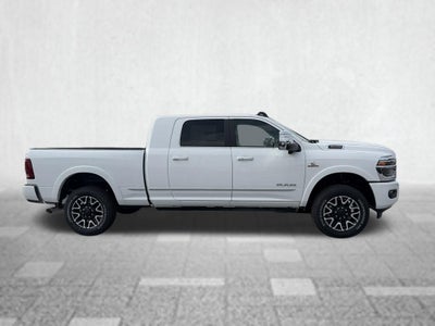 2026 RAM 3500 RAM 3500 LIMITED MEGA CAB 4X4 6'4' BOX