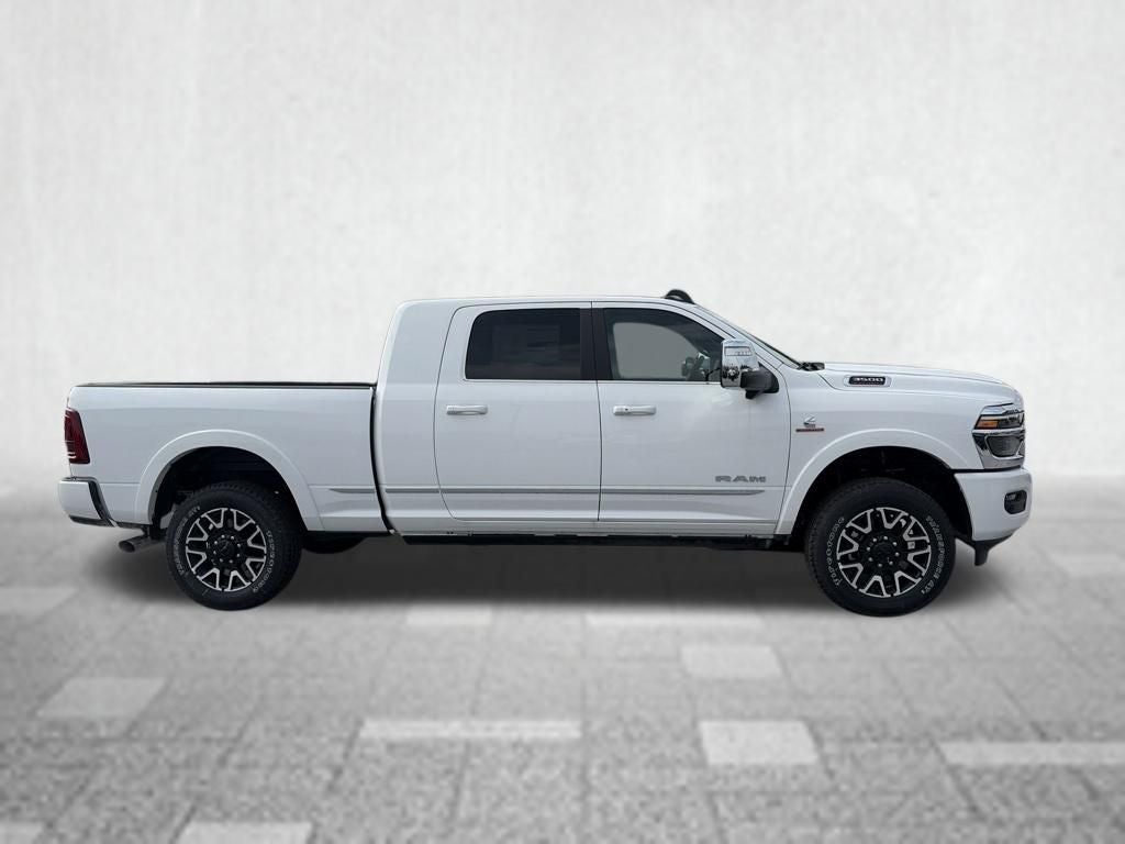2026 RAM 3500 RAM 3500 LIMITED MEGA CAB 4X4 6'4' BOX