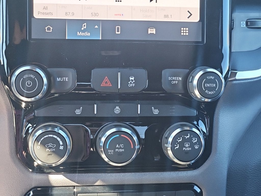 2027 RAM Ram 2500 RAM 2500 BIG HORN CREW CAB 4X4 6'4' BOX