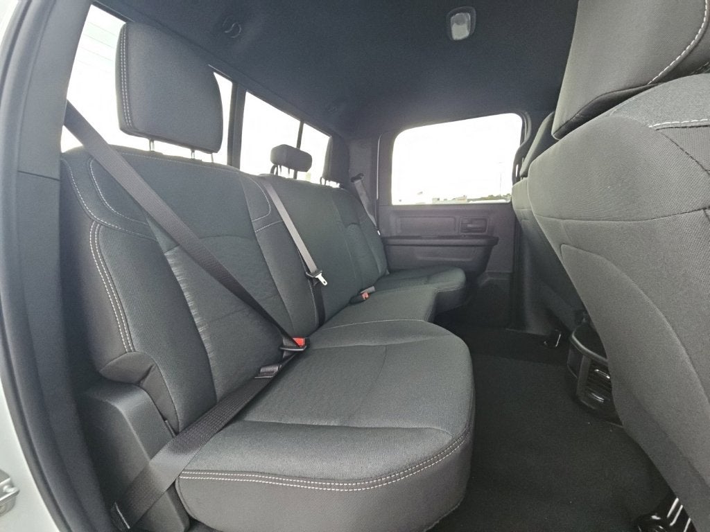 2027 RAM Ram 2500 RAM 2500 TRADESMAN CREW CAB 4X4 8' BOX