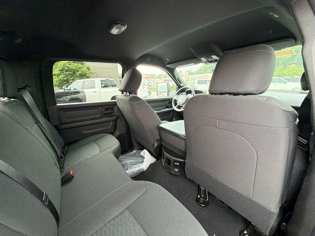2026 RAM 2500 RAM 2500 TRADESMAN CREW CAB 4X4 8' BOX
