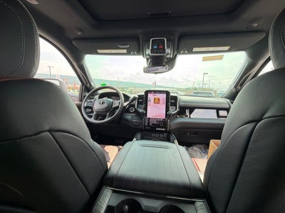 2026 RAM 3500 RAM 3500 LIMITED CREW CAB 4X4 8' BOX