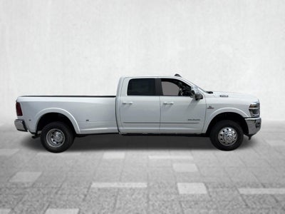 2026 RAM 3500 RAM 3500 LIMITED CREW CAB 4X4 8' BOX