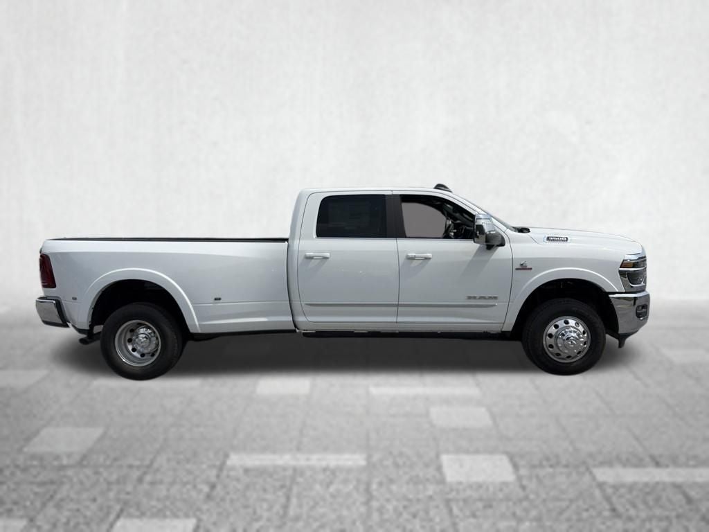 2026 RAM 3500 RAM 3500 LIMITED CREW CAB 4X4 8' BOX