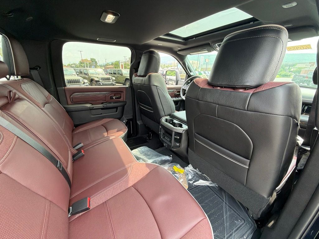 2026 RAM 3500 RAM 3500 LIMITED CREW CAB 4X4 8' BOX