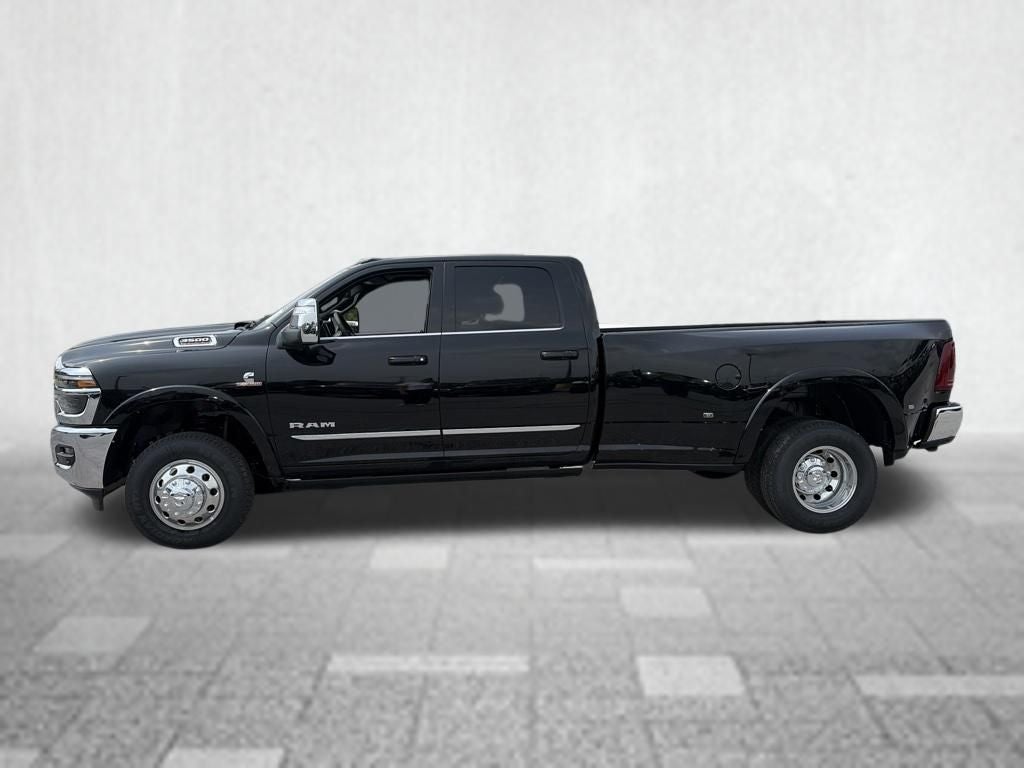 2026 RAM 3500 RAM 3500 LIMITED CREW CAB 4X4 8' BOX